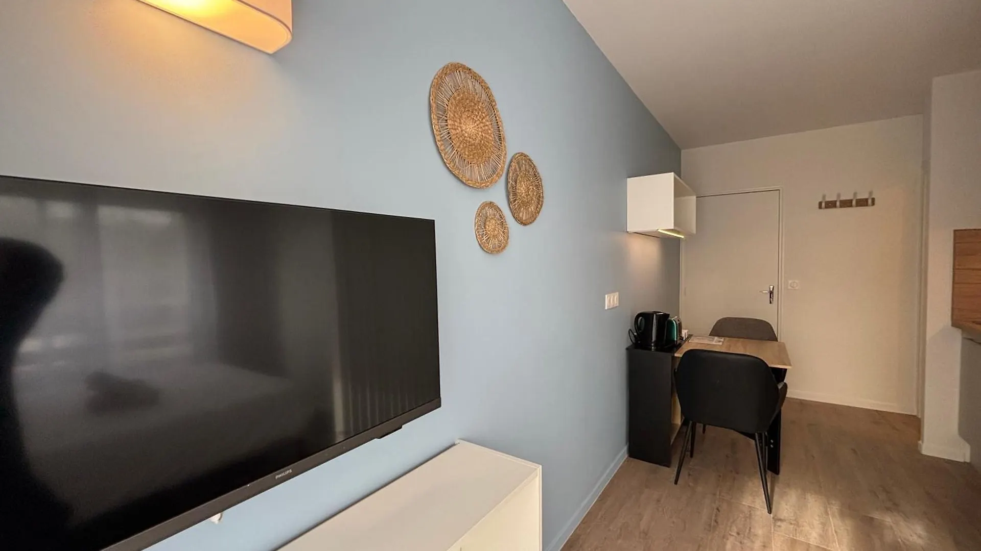 Le D'Artagnan - App 9 - Balcon Apartment Cazaubon France